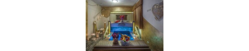 Hotel Butterfly Торре-дель-Лаго-Пуччини Экстерьер фото